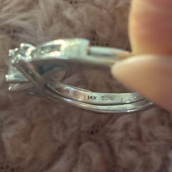 Diamond Princess Cut Natural 1 CTTW Wedding Ring Set - Picture 9 of 10